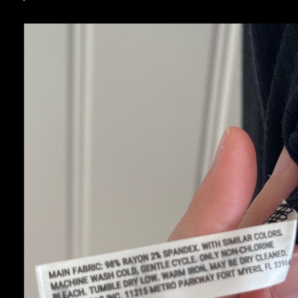 Soma Cool Nights Black Ribbed Tank Top with Rounded Hem Size Medium - Picture 8 of 8